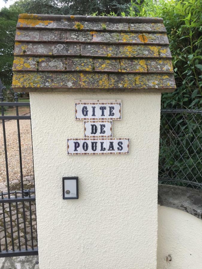 Gite De Poulas Couffy Exterior photo